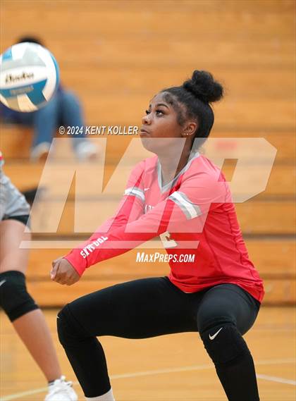 Thumbnail 1 in Midland vs. Clarenceville (Our Lady Of The Lakes Invite) photogallery.