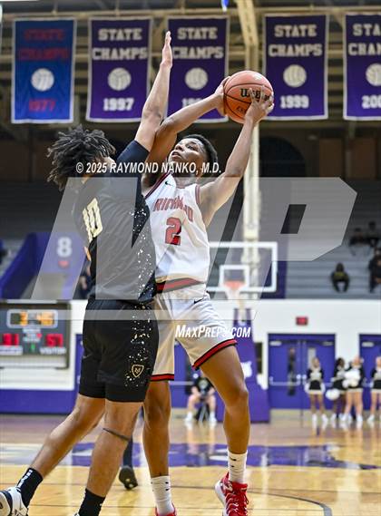 Thumbnail 1 in Mt. Vernon vs. Richmond (IHSAA 4A Section 9 First Round)  photogallery.