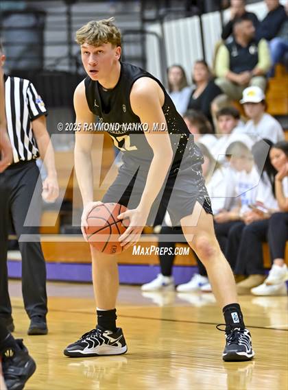Thumbnail 2 in Mt. Vernon vs. Richmond (IHSAA 4A Section 9 First Round)  photogallery.
