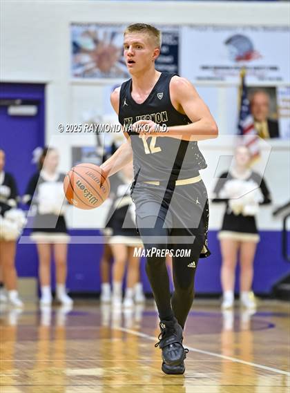 Thumbnail 3 in Mt. Vernon vs. Richmond (IHSAA 4A Section 9 First Round)  photogallery.