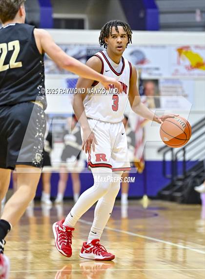 Thumbnail 3 in Mt. Vernon vs. Richmond (IHSAA 4A Section 9 First Round)  photogallery.