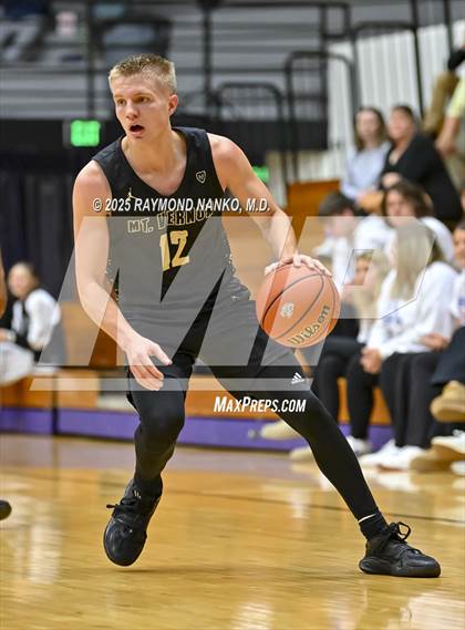 Thumbnail 3 in Mt. Vernon vs. Richmond (IHSAA 4A Section 9 First Round)  photogallery.