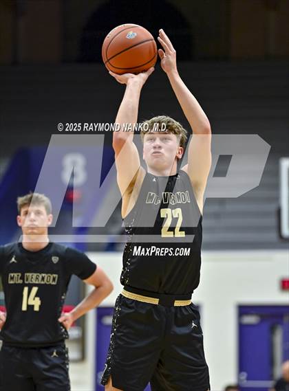 Thumbnail 1 in Mt. Vernon vs. Richmond (IHSAA 4A Section 9 First Round)  photogallery.