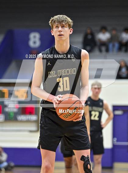 Thumbnail 1 in Mt. Vernon vs. Richmond (IHSAA 4A Section 9 First Round)  photogallery.