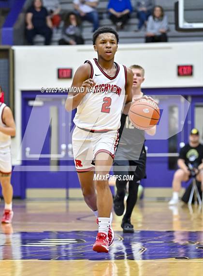 Thumbnail 2 in Mt. Vernon vs. Richmond (IHSAA 4A Section 9 First Round)  photogallery.
