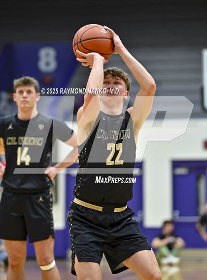 Thumbnail 2 in Mt. Vernon vs. Richmond (IHSAA 4A Section 9 First Round)  photogallery.