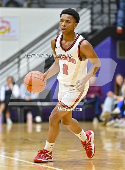 Thumbnail 3 in Mt. Vernon vs. Richmond (IHSAA 4A Section 9 First Round)  photogallery.