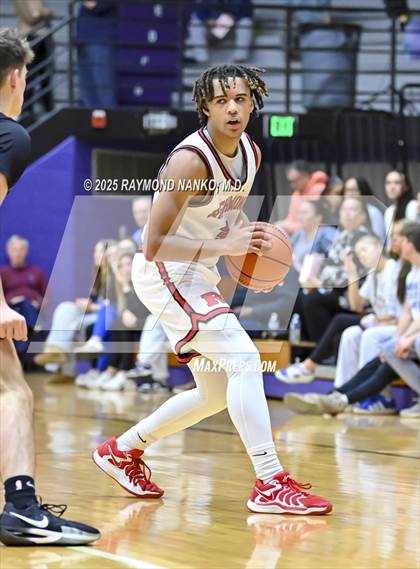 Thumbnail 2 in Mt. Vernon vs. Richmond (IHSAA 4A Section 9 First Round)  photogallery.