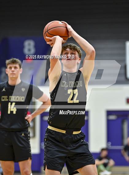 Thumbnail 3 in Mt. Vernon vs. Richmond (IHSAA 4A Section 9 First Round)  photogallery.