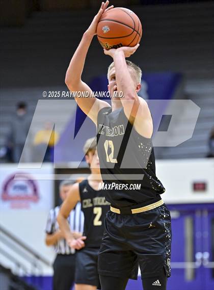 Thumbnail 3 in Mt. Vernon vs. Richmond (IHSAA 4A Section 9 First Round)  photogallery.