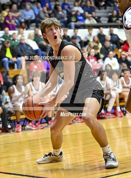 Thumbnail 1 in Mt. Vernon vs. Richmond (IHSAA 4A Section 9 First Round)  photogallery.