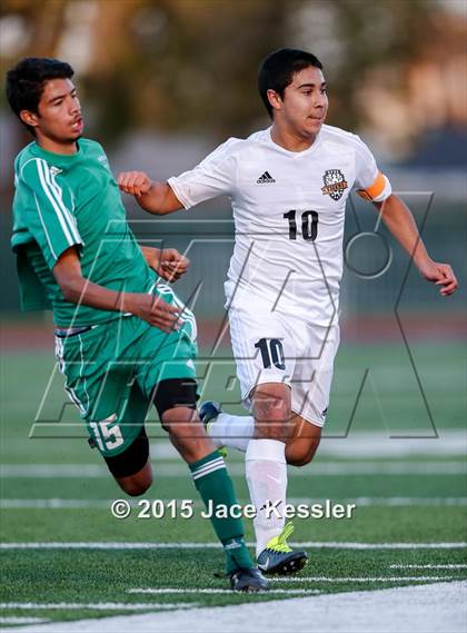Thumbnail 3 in South Pasadena vs. Monrovia (CIF-SS D6 Final) photogallery.