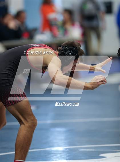 Thumbnail 2 in UIL 6A District Tournament (Boys Day 1) photogallery.