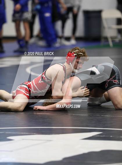 Thumbnail 2 in UIL 6A District Tournament (Boys Day 1) photogallery.