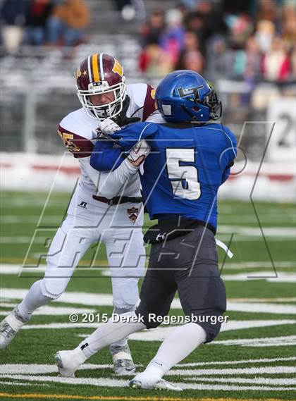 Thumbnail 3 in Longmont vs Windsor (CHSAA 4A Semifinal) photogallery.