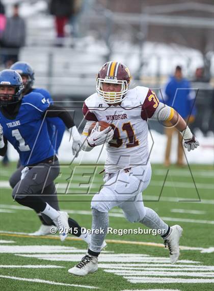 Thumbnail 2 in Longmont vs Windsor (CHSAA 4A Semifinal) photogallery.
