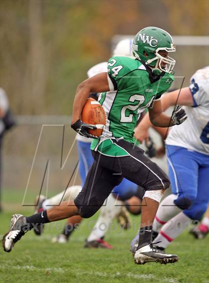 Thumbnail 1 in East Catholic @ Northwest Catholic photogallery.