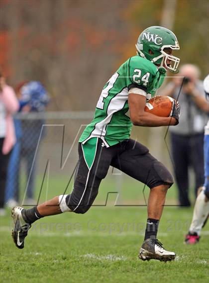 Thumbnail 3 in East Catholic @ Northwest Catholic photogallery.