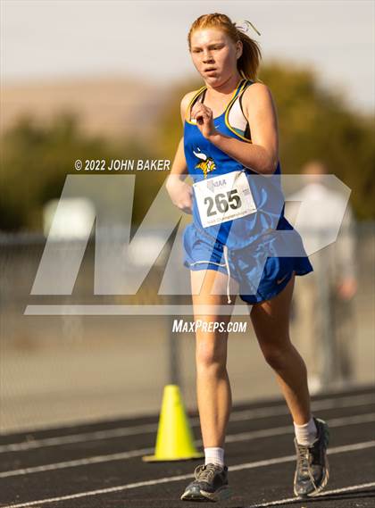 Thumbnail 2 in NIAA Northern Region 3A Championships photogallery.