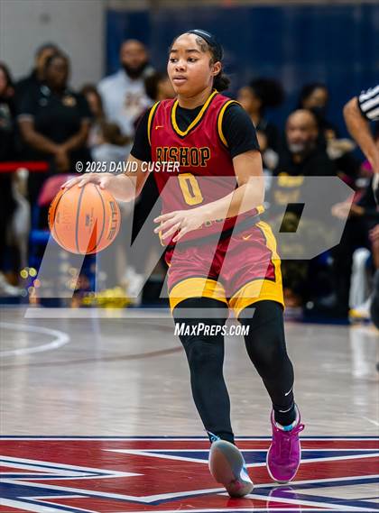 Thumbnail 1 in Bishop Ireton vs. Bishop McNamara (WCAC Final) photogallery.