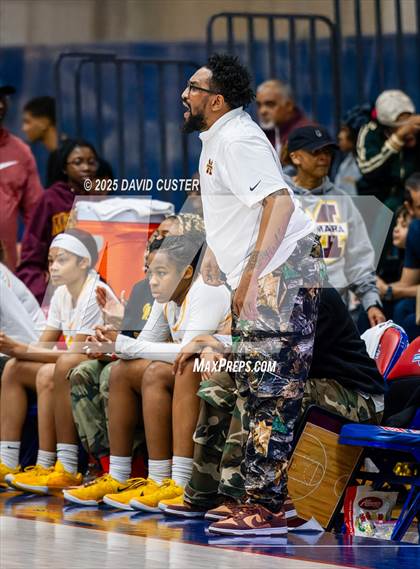Thumbnail 3 in Bishop Ireton vs. Bishop McNamara (WCAC Final) photogallery.