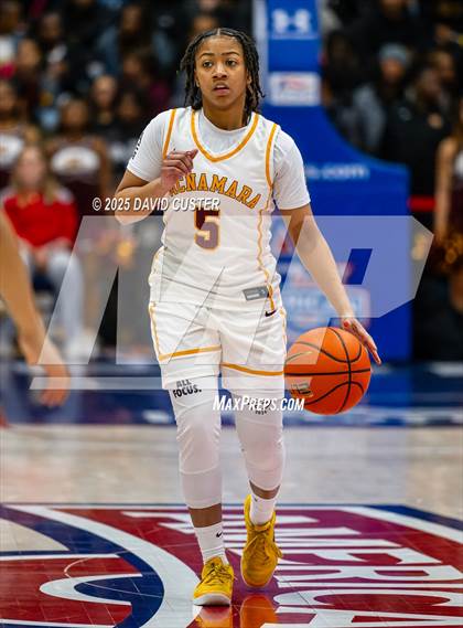 Thumbnail 3 in Bishop Ireton vs. Bishop McNamara (WCAC Final) photogallery.