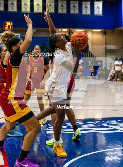 Thumbnail 2 in Bishop Ireton vs. Bishop McNamara (WCAC Final) photogallery.