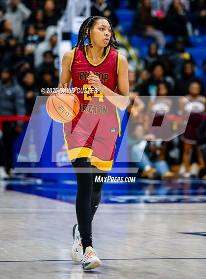 Thumbnail 2 in Bishop Ireton vs. Bishop McNamara (WCAC Final) photogallery.