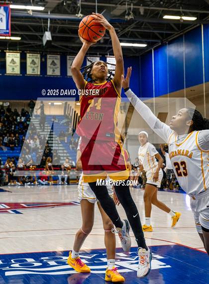 Thumbnail 1 in Bishop Ireton vs. Bishop McNamara (WCAC Final) photogallery.