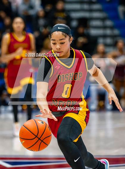 Thumbnail 2 in Bishop Ireton vs. Bishop McNamara (WCAC Final) photogallery.