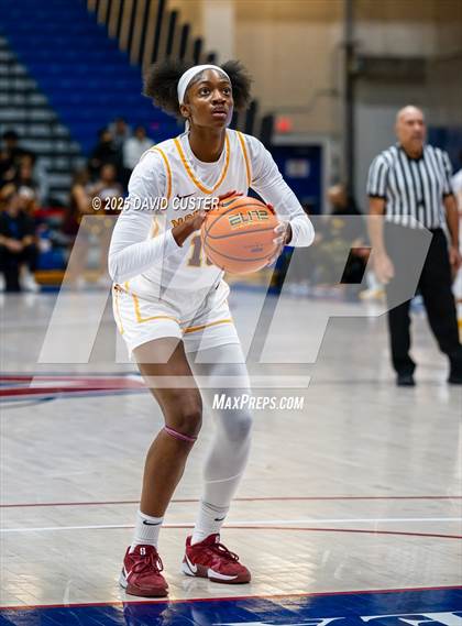 Thumbnail 1 in Bishop Ireton vs. Bishop McNamara (WCAC Final) photogallery.