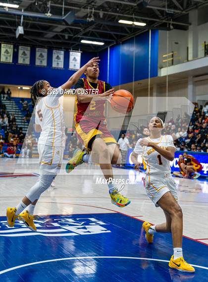Thumbnail 2 in Bishop Ireton vs. Bishop McNamara (WCAC Final) photogallery.