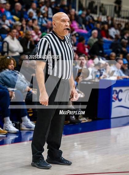 Thumbnail 2 in Bishop Ireton vs. Bishop McNamara (WCAC Final) photogallery.