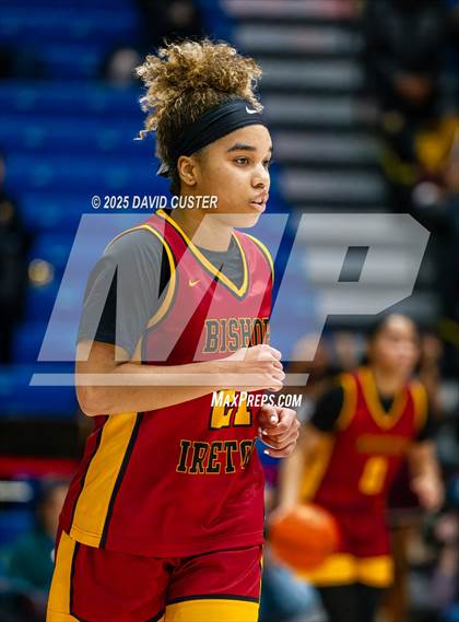 Thumbnail 2 in Bishop Ireton vs. Bishop McNamara (WCAC Final) photogallery.
