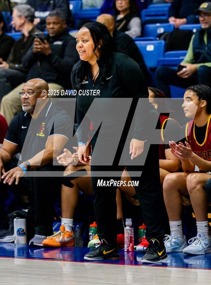Thumbnail 2 in Bishop Ireton vs. Bishop McNamara (WCAC Final) photogallery.