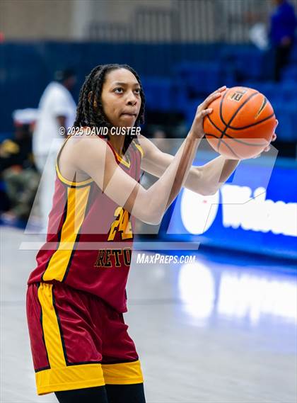 Thumbnail 1 in Bishop Ireton vs. Bishop McNamara (WCAC Final) photogallery.