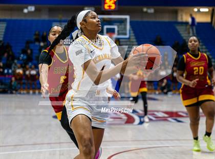 Thumbnail 1 in Bishop Ireton vs. Bishop McNamara (WCAC Final) photogallery.