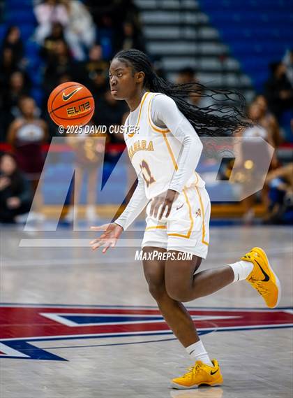 Thumbnail 3 in Bishop Ireton vs. Bishop McNamara (WCAC Final) photogallery.