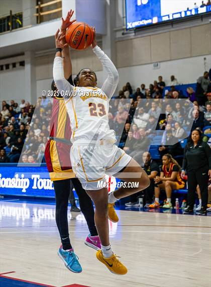 Thumbnail 1 in Bishop Ireton vs. Bishop McNamara (WCAC Final) photogallery.