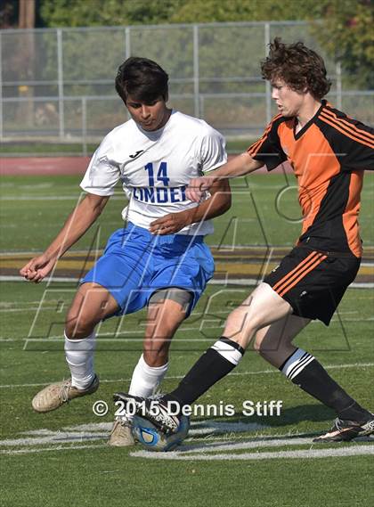 Thumbnail 2 in Summerville vs. Linden (CIF SJS D5 Final) photogallery.