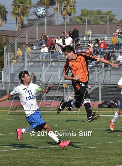 Thumbnail 3 in Summerville vs. Linden (CIF SJS D5 Final) photogallery.