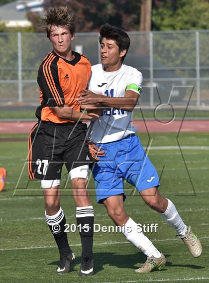 Thumbnail 3 in Summerville vs. Linden (CIF SJS D5 Final) photogallery.