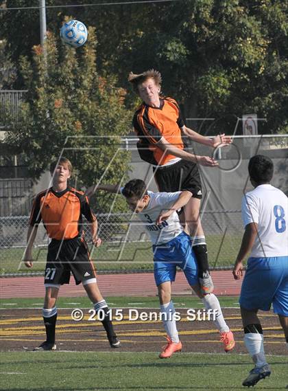 Thumbnail 1 in Summerville vs. Linden (CIF SJS D5 Final) photogallery.