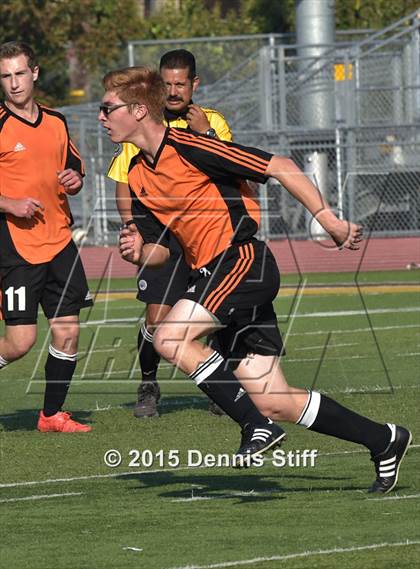 Thumbnail 3 in Summerville vs. Linden (CIF SJS D5 Final) photogallery.