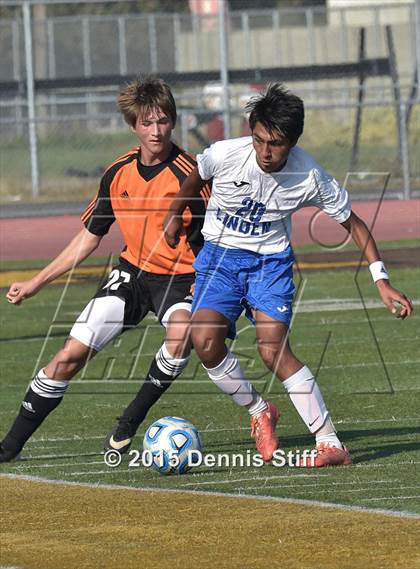 Thumbnail 2 in Summerville vs. Linden (CIF SJS D5 Final) photogallery.