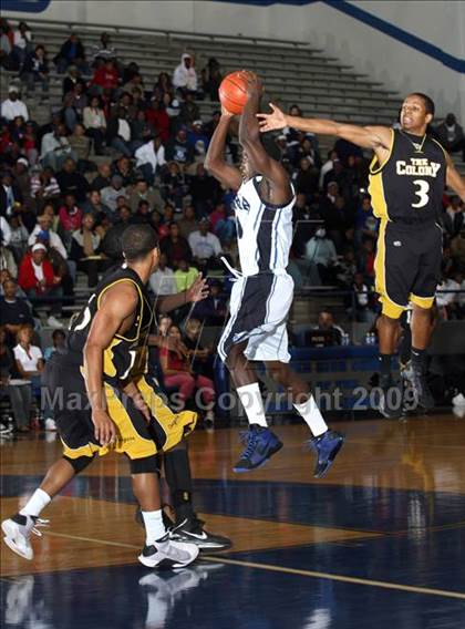 Thumbnail 1 in The Colony vs. Dunbar (Texas 4A Area Region 1) photogallery.