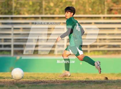 Thumbnail 1 in Marshall vs Eagle Rock photogallery.