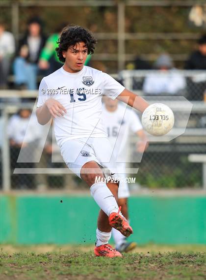 Thumbnail 2 in Marshall vs Eagle Rock photogallery.