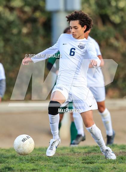 Thumbnail 3 in Marshall vs Eagle Rock photogallery.