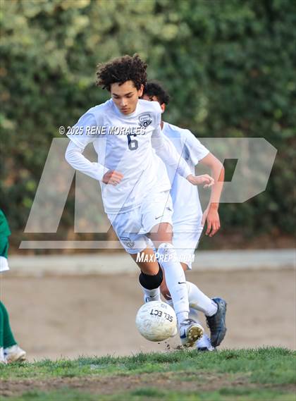 Thumbnail 3 in Marshall vs Eagle Rock photogallery.